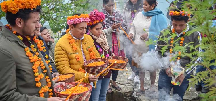 Servidores públicos compartieron Xantolo con comunidades indígenas de la Huasteca