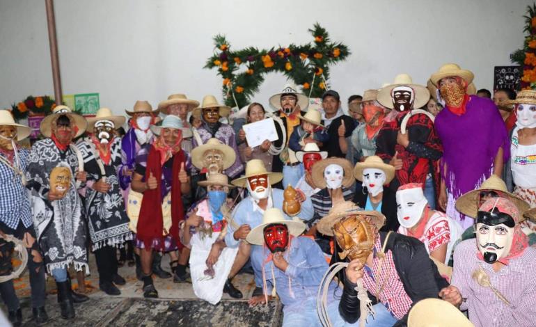 Celebraron el Xantolo en Xochiatipan