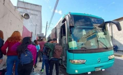 Roban a paisanos con falsos pasajes 
