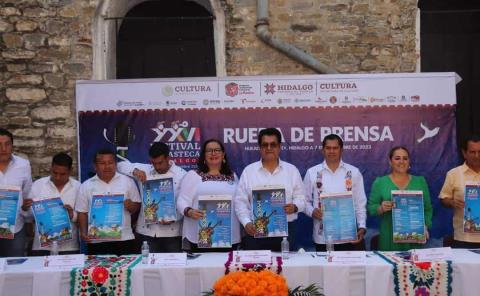 
Alcaldesa acudió a la presentación del Festival de las Huastecas

