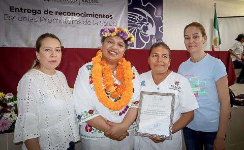 Reciben 18 escuelas de la Huasteca reconocimiento como promotoras de la salud