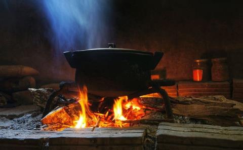 Pulmones dañados  al cocinar con leña