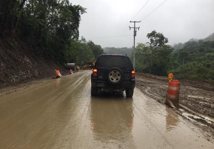 Vías alternas un riesgo vial; destruidas las rutas estatales