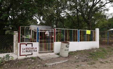 Reconstruirán tres escuelas