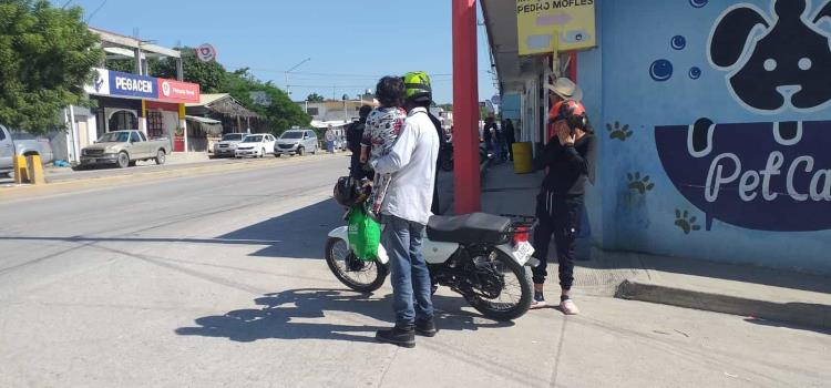 FAMILIA ILESA EN ACCIDENTE