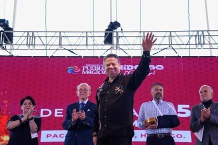 Encabezó el gobernador la ceremonia de clausura de la 5ª Edición del Tianguis de Pueblos Mágicos