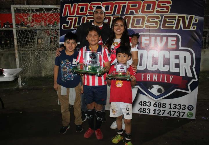 "Astros" del Deportivo Sol campeones Pony