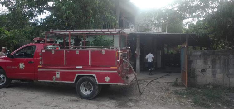 INCENDIO EN UNA VIVIENDA