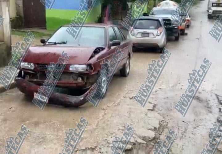 Conductor chocó contra pipa de gas