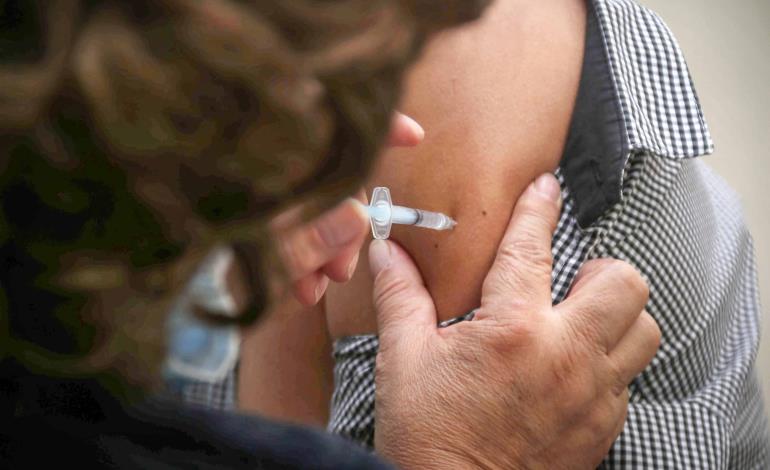 Refuerza SSH campaña de vacunación contra Influenza y Covid