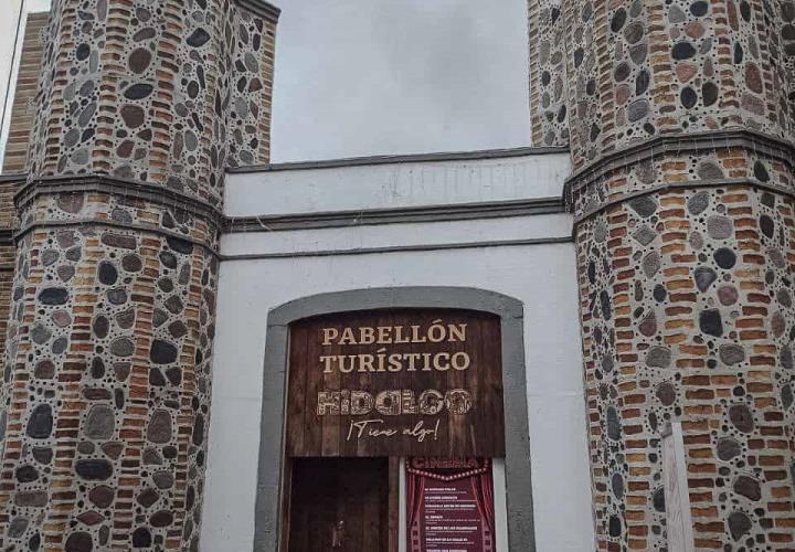 Llega la magia al Pabellón Turístico, escenario de la Villa Navideña en Pachuca