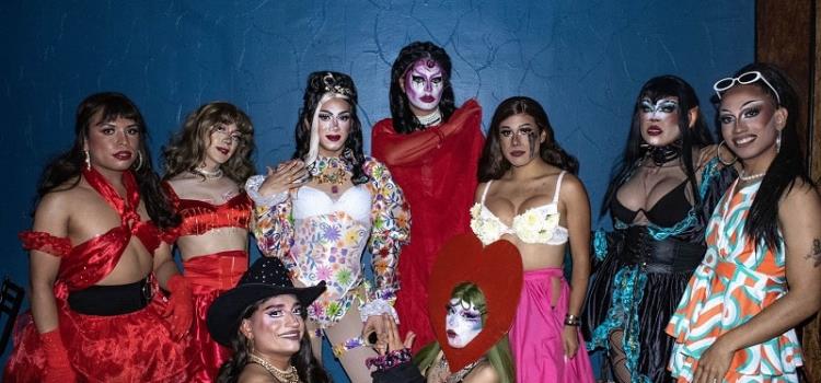 Con obra de teatro, artistas queer protestan contra discriminación