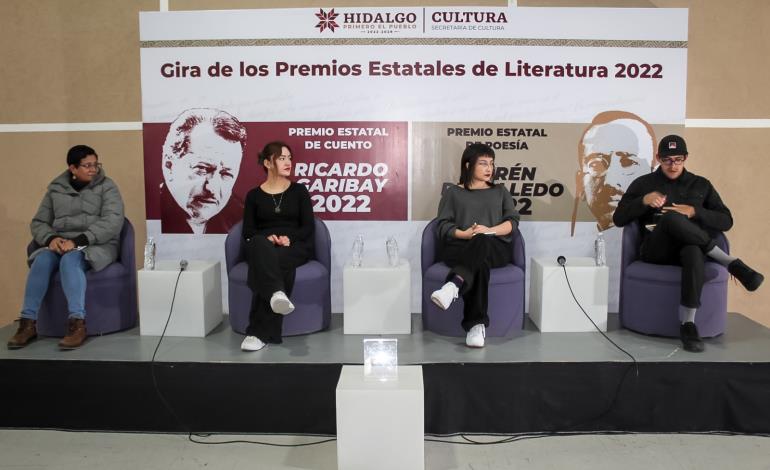 Participan escritoras hidalguenses en Mercadito Literario en CDMX