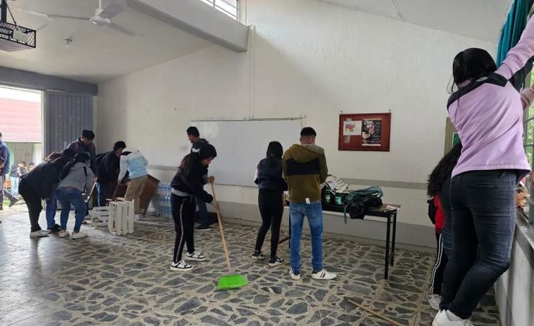 Realizaron limpieza en las aulas del Cobaeh