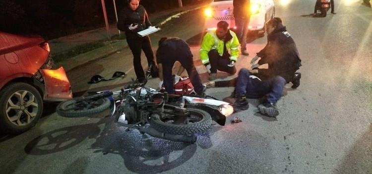 MOTOCICLISTA QUEDÓ GRAVE EN CHOQUE