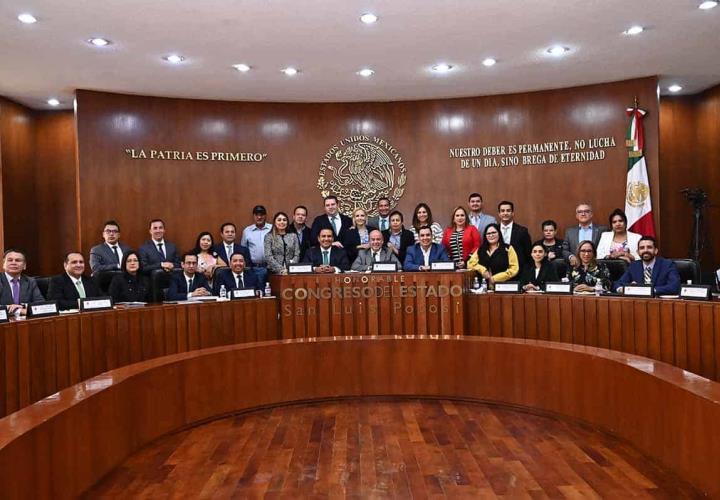 Coordinan esfuerzos con Poder Legislativo