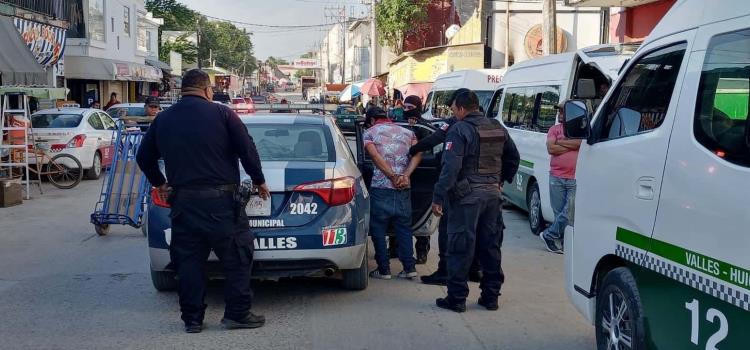 Locatarios arreglaron sus broncas a golpes