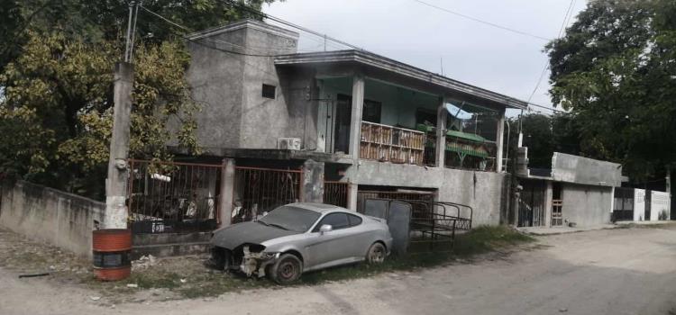 Invaden las calles con autos chatarra