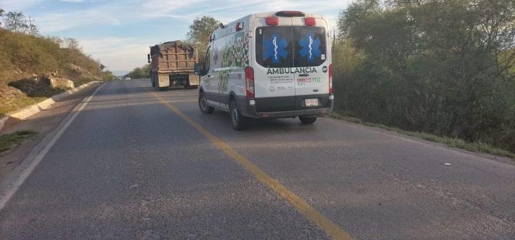 TAXI DESTROZADO  EN DURO CHOQUE