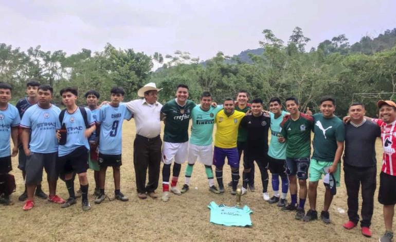 Barrio Tlaxcala campeón venció a Tezapotla 4 a 1