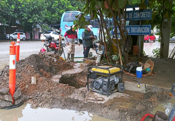 Reparó APAST fuga en noria de abastecimiento