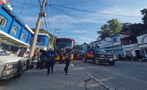 Subió el pasaje de autobuses formales e informales