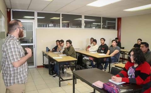 Reforzará voluntario de Peace Corps, enseñanza del idioma inglés en la UPT