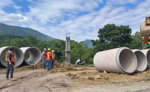 Constructora ESMA, no ha pagado; empleados podrían suspender trabajos