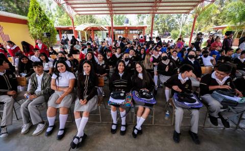 Cientos de alumnos regresarán a las aulas

