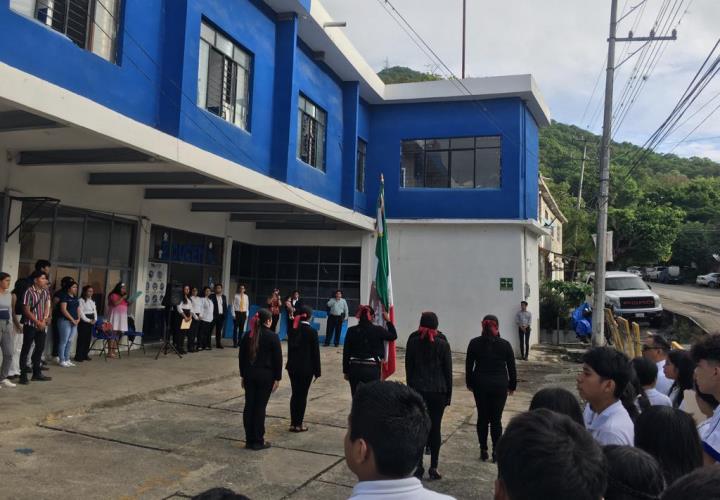 Instituto de la Juventud genera acuerdos con las escuelas 