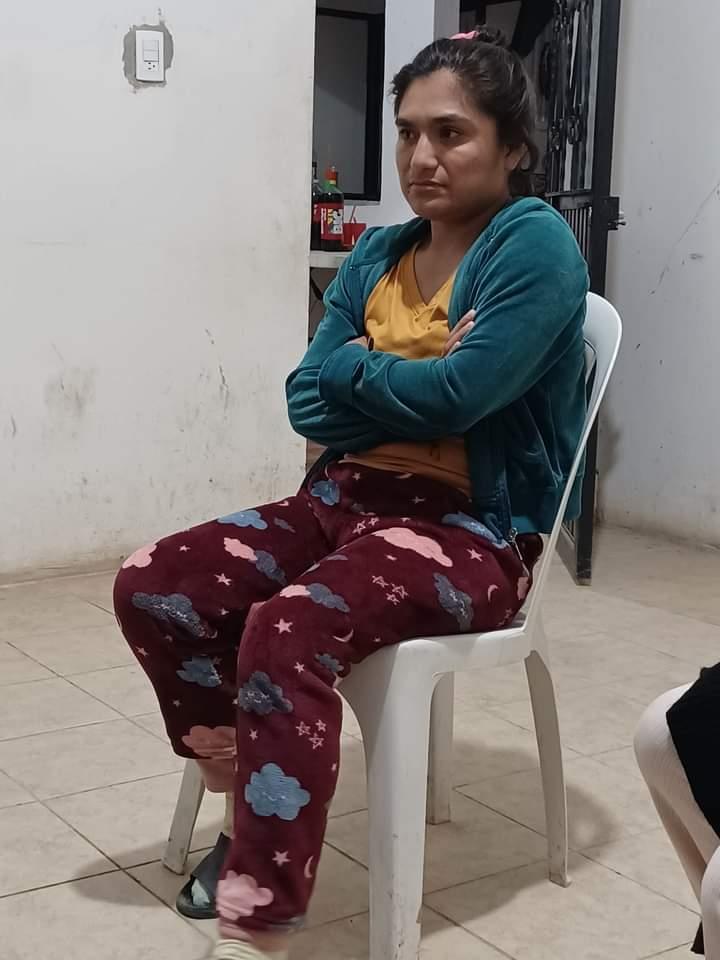 Buscan a familiares de una mujer; fue resguardada en Santiago Centro 