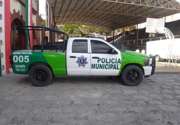 Detienen agentes a presunto ladrón en San Martín