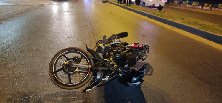 Ebria mujer se cayó de "moto"