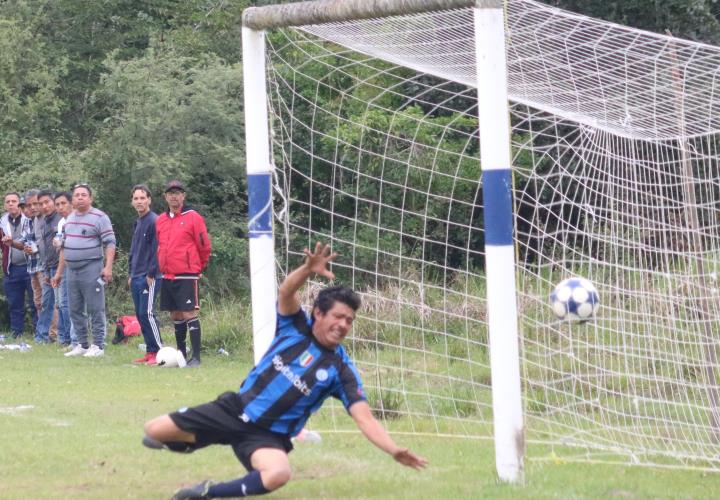 Refaccionaria Boulevard se coló a las semifinales