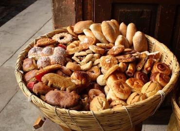Aumentan ventas de pan por frente frio