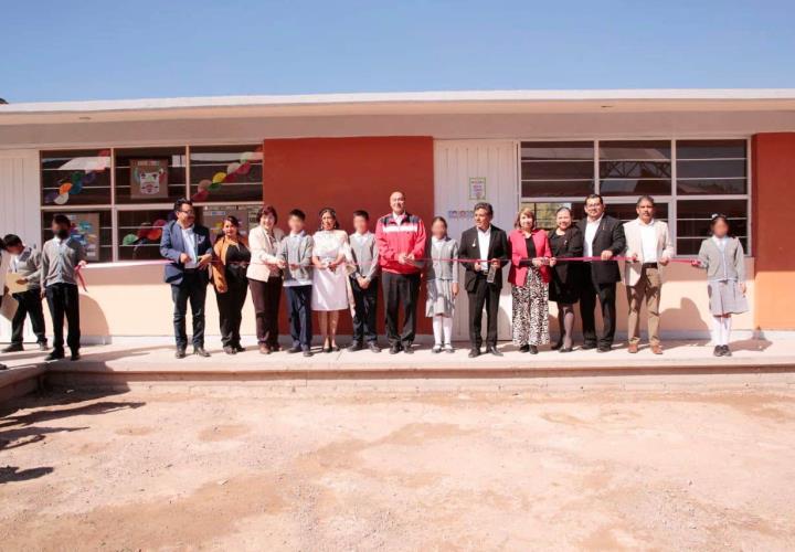 Inauguran dos nuevos espacios educativos en Escuela Primaria Siglo XXI de San Salvador