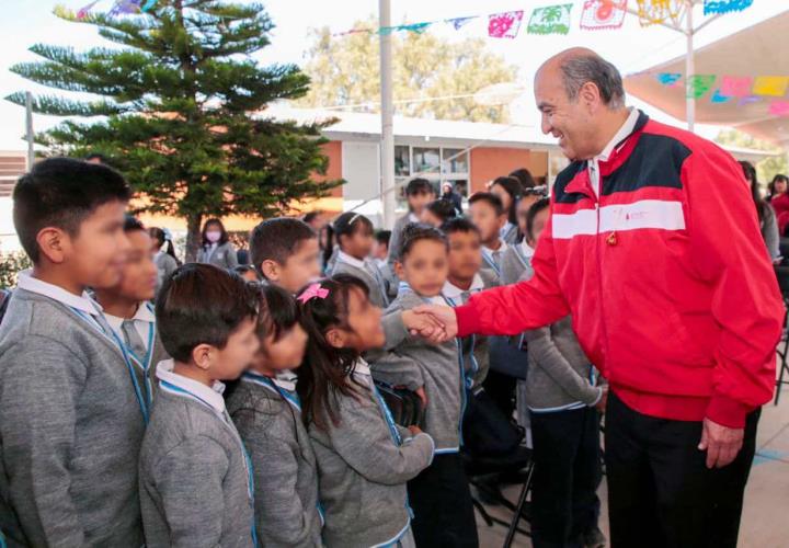 Inauguran dos nuevos espacios educativos en Escuela Primaria Siglo XXI de San Salvador