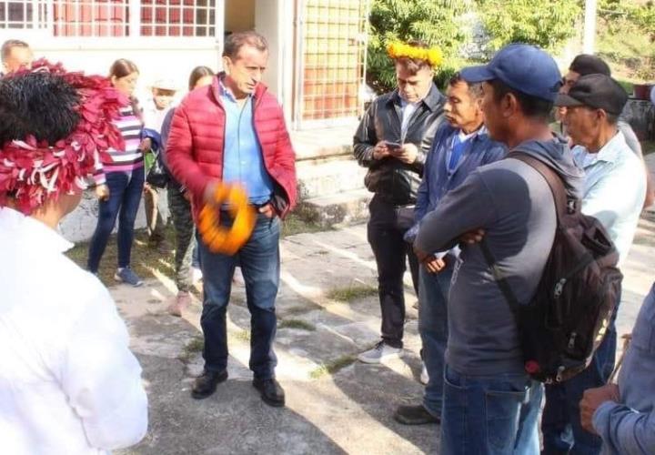 Anuncian taller gratuito de bordado tipo Tenango