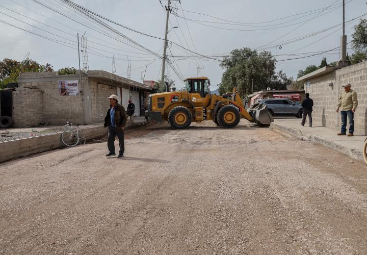 Rutas de la Transformación en Mixquiahuala, con obra pública y apoyos directos