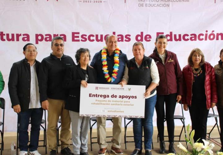 Infraestructura y apoyos educativos en todas las regiones de Hidalgo