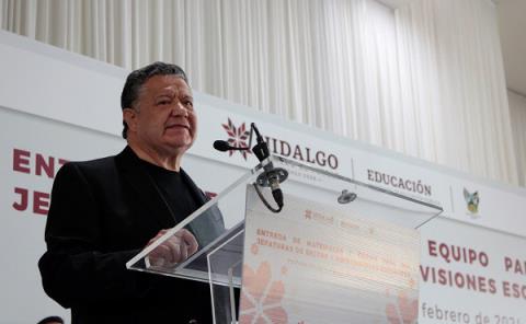 Destina gobierno de Hidalgo más de 26 mdp para equipar supervisiones y jefaturas escolares

