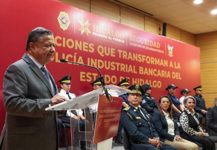 Julio Menchaca destaca honor, compromiso y responsabilidad de elementos de la PIBEH
