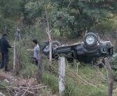 VOLCÓ UNA CAMIONETA