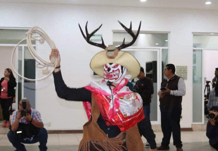 Tlaxcala, invitado de honor al Carnaval de Carnavales en Hidalgo