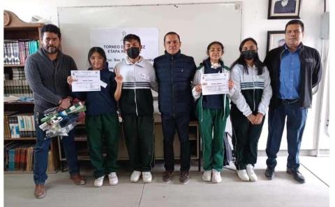 Alumnos lograron avanzar al estatal 
