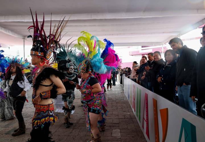 Presente la magia de los carnavales  en Plaza Juárez