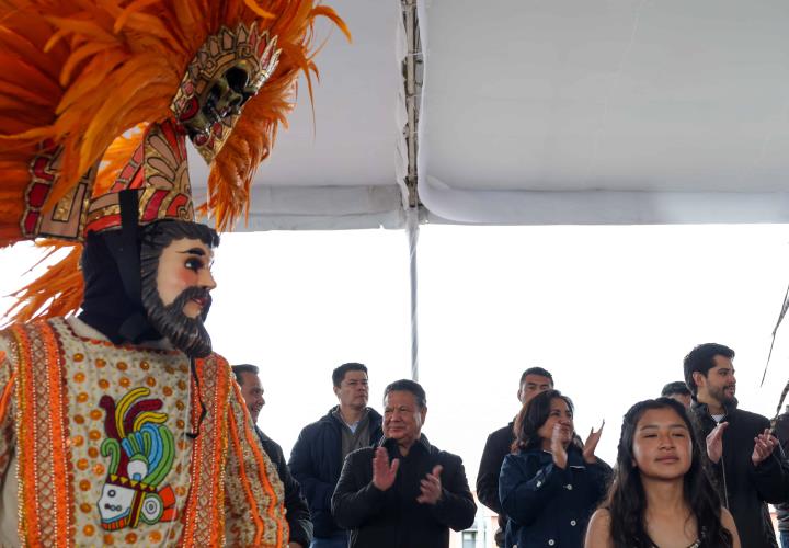 Presente la magia de los carnavales  en Plaza Juárez