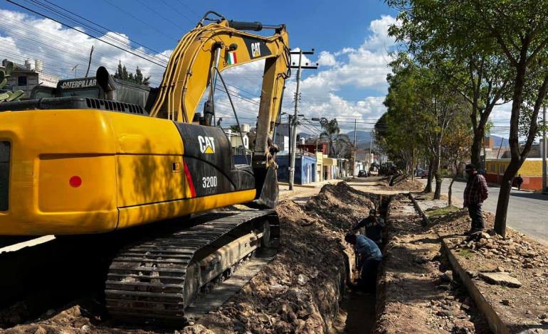 Renueva Caasim infraestructura hídrica obsoleta en colonias de Pachuca