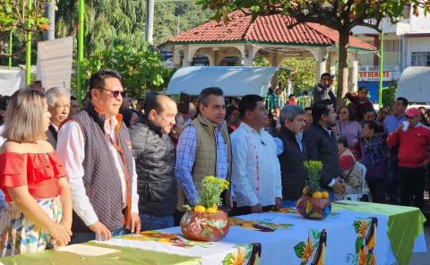 Conmemoraron con rituales Día Internacional de la Lengua Materna