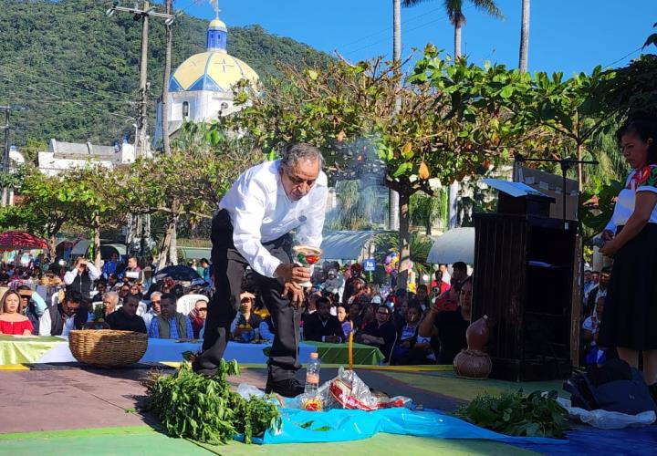 Conmemoraron con rituales Día Internacional de la Lengua Materna